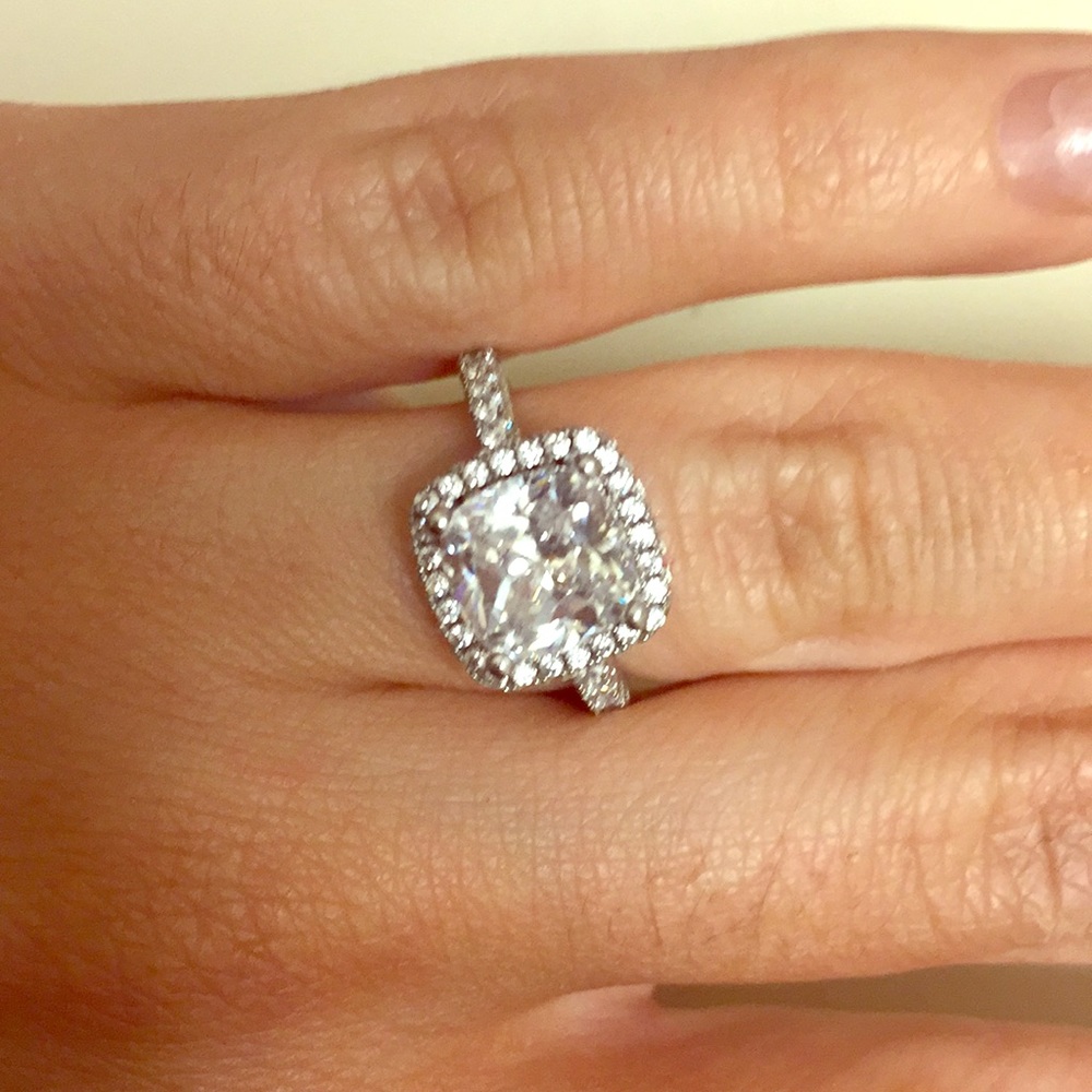 Asscher Halo Square ring! 💍 💕 Sterling Silver CZ